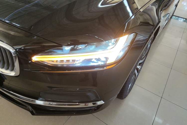 Used Volvo S90 2024 B5 Zhiyuan Luxury Edition Left Front Headlight