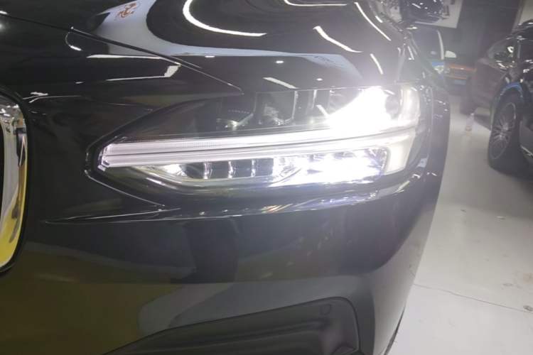 Used Volvo S90 2024 B5 Zhiyi Luxury Edition Left Front Headlight