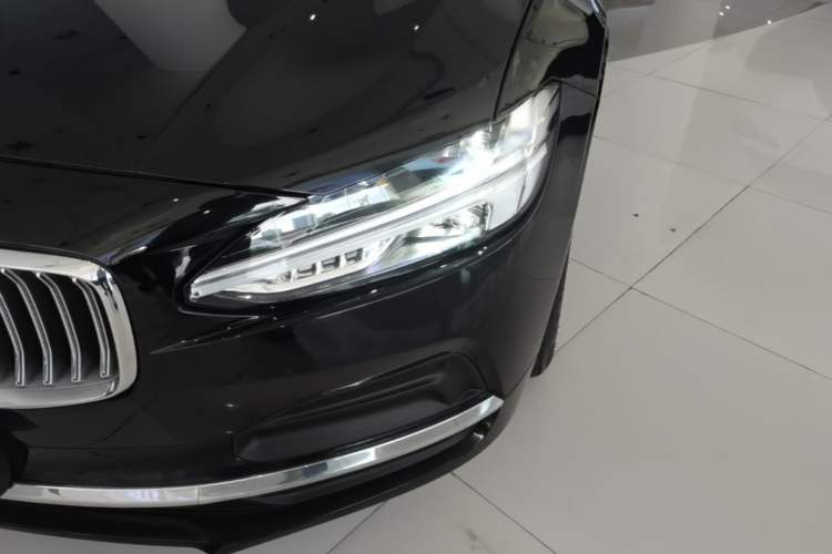 Used Volvo S90 2024 B5 Zhiyi Luxury Edition Left Front Headlight