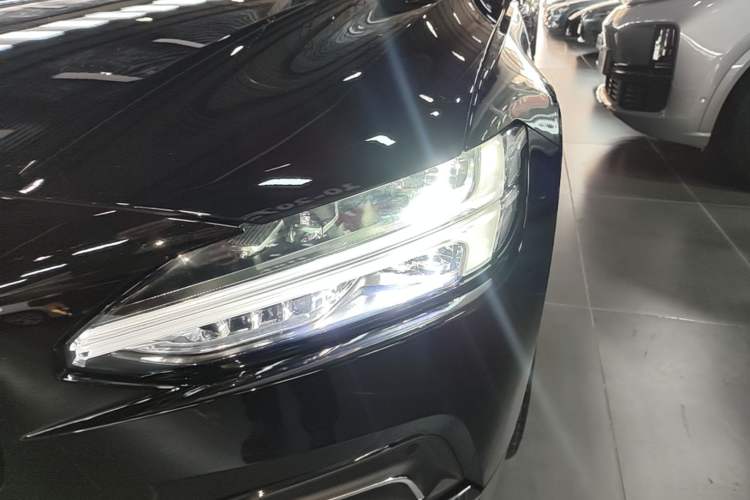 Used Volvo S90 2024 B5 Zhiyuan Luxury Edition Left Front Headlight