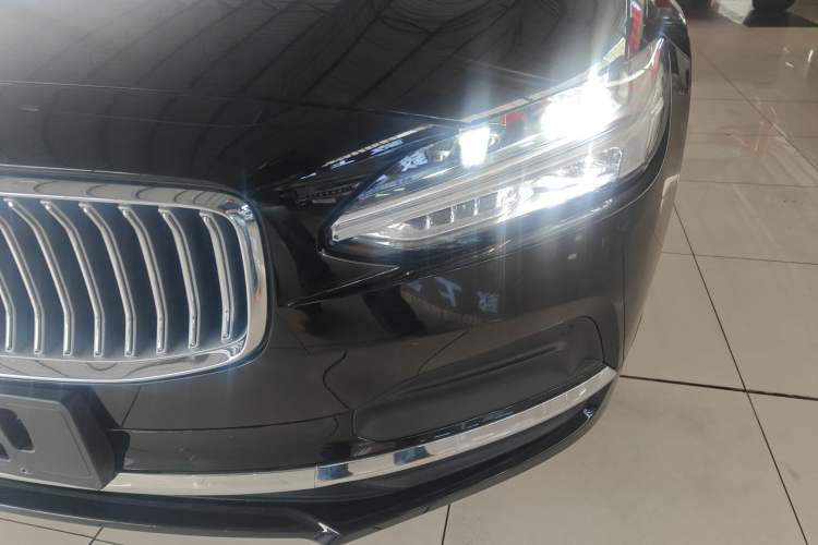 Used Volvo S90 2024 B5 Zhiyuan Luxury Edition Left Front Headlight