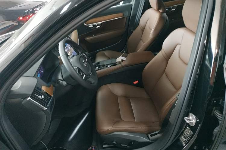 Used Volvo S90 2024 B5 Zhiyi Luxury Edition Left Front Seat