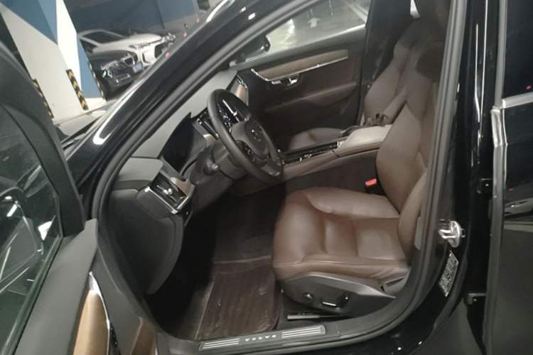 Used Volvo S90 2024 B5 Zhiyi Luxury Edition Left Front Seat