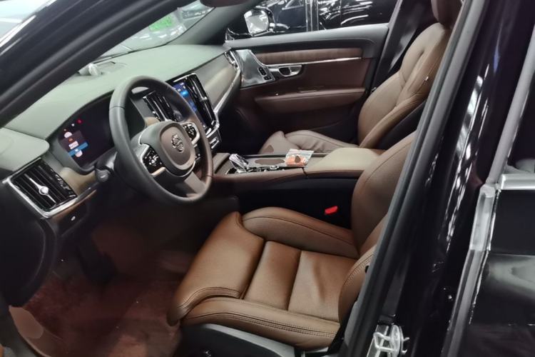 Used Volvo S90 2024 B5 Luxury Smart Edition Left Front Seat