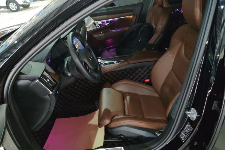 Used Volvo S90 2024 B5 Luxury Smart Edition Left Front Seat