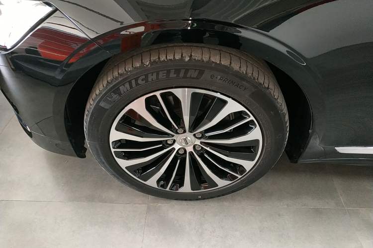 Used Volvo S90 2024 B5 Zhiyi Luxury Edition Left Front Wheel Hub