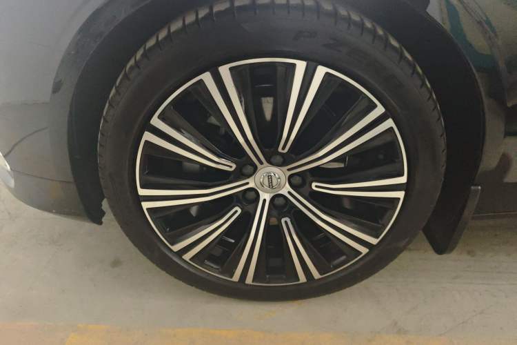 Used Volvo S90 2024 B5 Zhiyuan Luxury Edition Left Front Wheel Hub