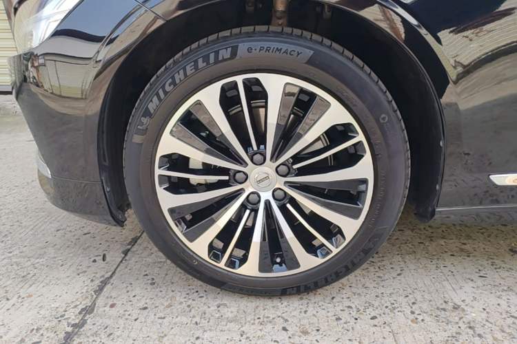 Used Volvo S90 2024 B5 Zhiyi Luxury Edition Left Front Wheel Hub