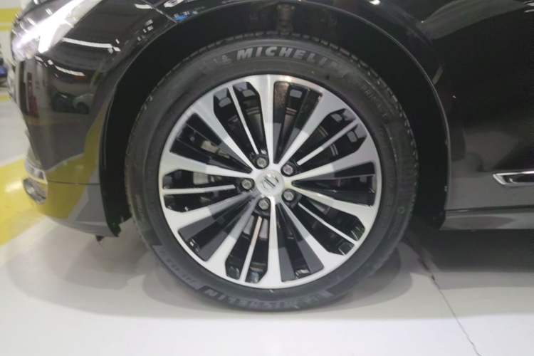 Used Volvo S90 2024 B5 Zhiyi Luxury Edition Left Front Wheel Hub