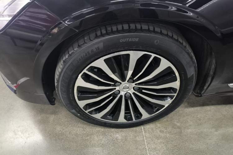 Used Volvo S90 2024 B5 Zhiyi Luxury Edition Left Front Wheel Hub