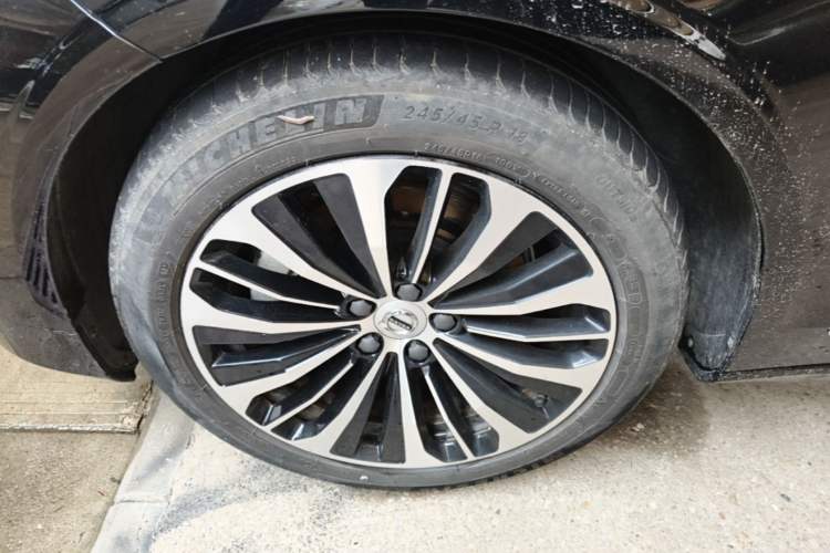 Used Volvo S90 2024 B5 Zhiyi Luxury Edition Left Front Wheel Hub
