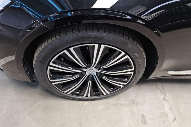 Used Volvo S90 2024 B5 Zhiyuan Luxury Edition Left Front Wheel Hub