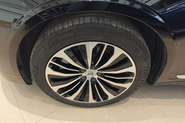 Used Volvo S90 2024 B5 Zhiyi Luxury Edition Left Front Wheel Hub