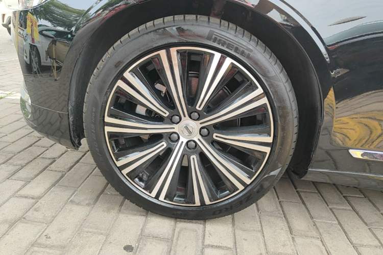 Used Volvo S90 2024 B5 Zhiyuan Luxury Edition Left Front Wheel Hub