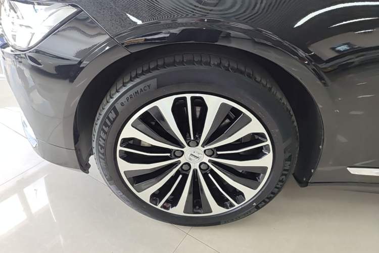 Used Volvo S90 2024 B5 Zhiyi Luxury Edition Left Front Wheel Hub