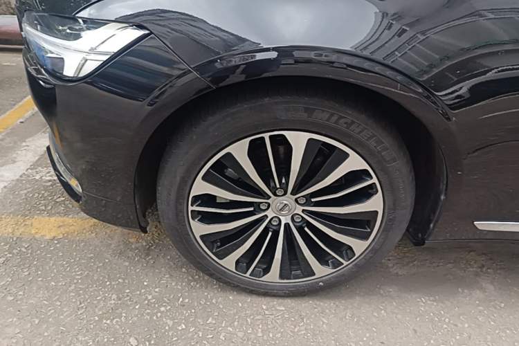Used Volvo S90 2024 B5 Zhiyi Luxury Edition Left Front Wheel Hub