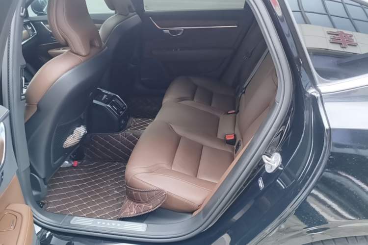 Used Volvo S90 2024 B5 Zhiyuan Luxury Edition Left Rear Seat