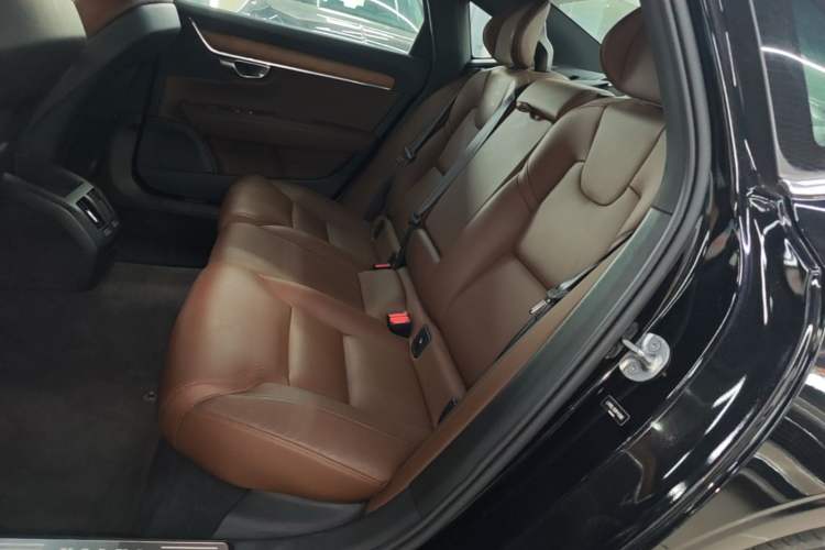 Used Volvo S90 2024 B5 Zhiyi Luxury Edition Left Rear Seat