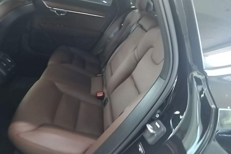 Used Volvo S90 2024 B5 Zhiyi Luxury Edition Left Rear Seat