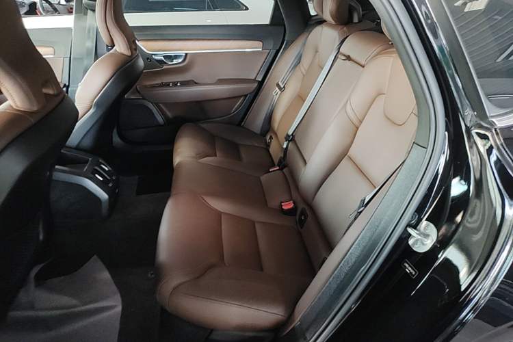 Used Volvo S90 2024 B5 Zhiyi Luxury Edition Left Rear Seat