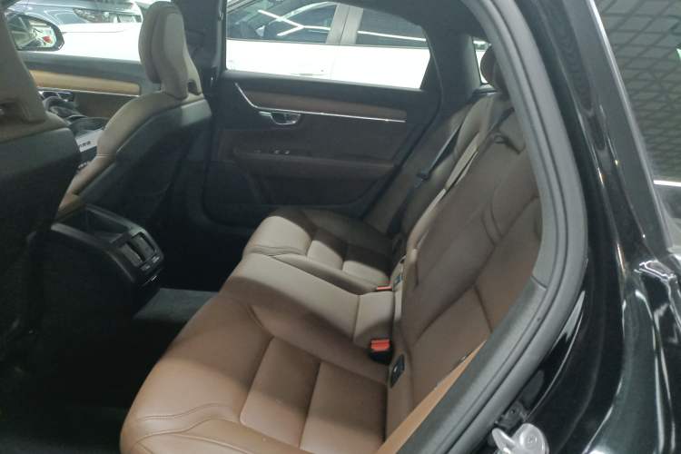 Used Volvo S90 2024 B5 Zhiyi Luxury Edition Left Rear Seat
