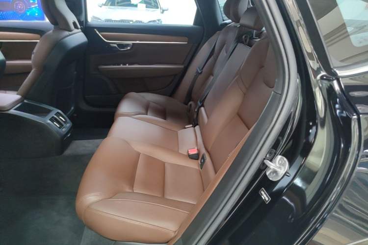 Used Volvo S90 2024 B5 Zhiyi Luxury Edition Left Rear Seat