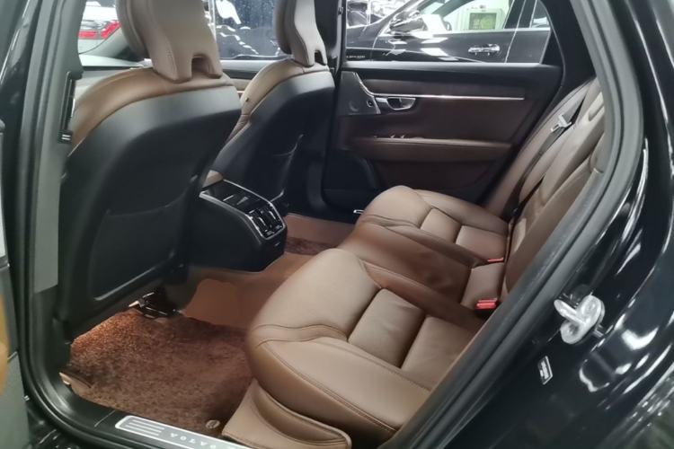 Used Volvo S90 2024 B5 Luxury Smart Edition Left Rear Seat