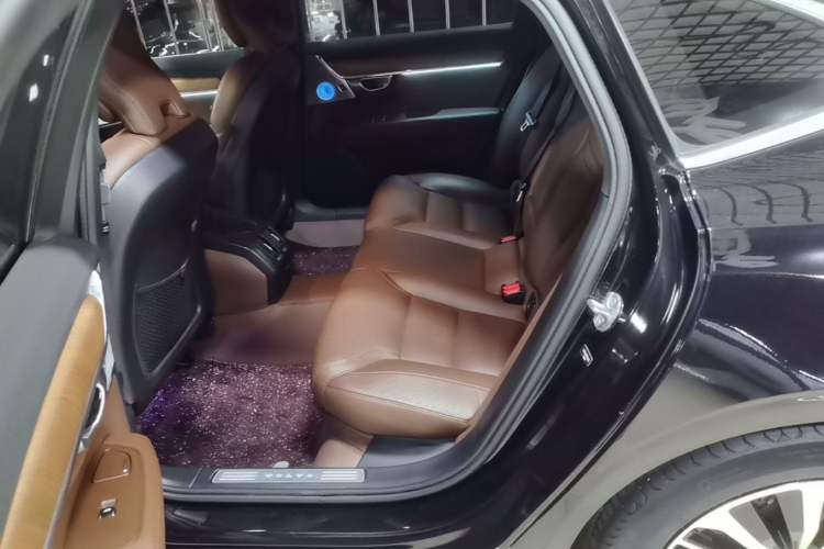 Used Volvo S90 2024 B5 Zhiyi Luxury Edition Left Rear Seat
