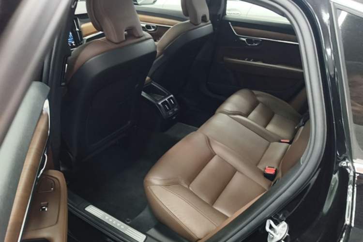 Used Volvo S90 2024 B5 Zhiyi Luxury Edition Left Rear Seat