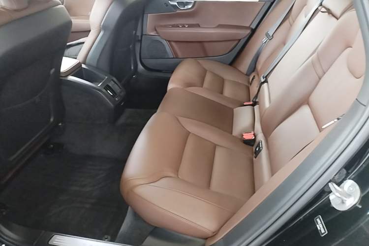Used Volvo S90 2024 B5 Zhiyi Luxury Edition Left Rear Seat