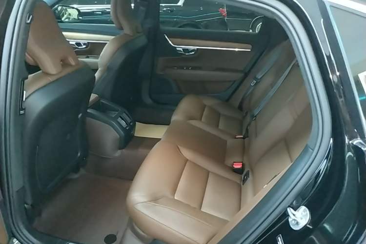 Used Volvo S90 2024 B5 Zhiyi Luxury Edition Left Rear Seat