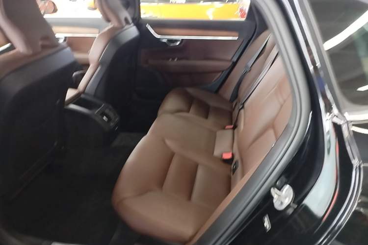 Used Volvo S90 2024 B5 Zhiyi Luxury Edition Left Rear Seat