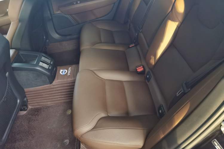 Used Volvo S90 2024 B5 Zhiyi Luxury Edition Left Rear Seat