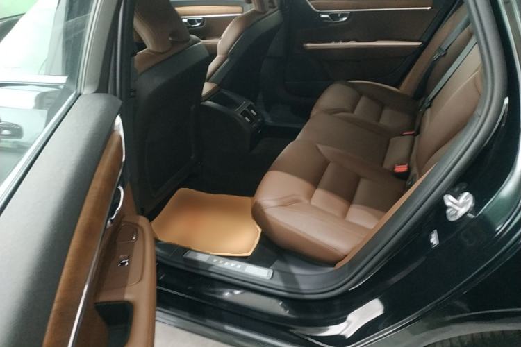 Used Volvo S90 2024 B5 Zhiyi Luxury Edition Left Rear Seat