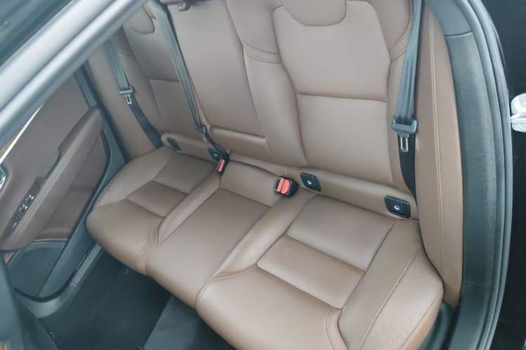 Used Volvo S90 2024 B5 Zhiyi Luxury Edition Left Rear Seat