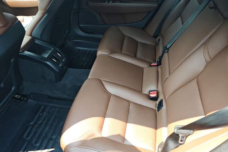 Used Volvo S90 2024 B5 Zhiyi Luxury Edition Left Rear Seat