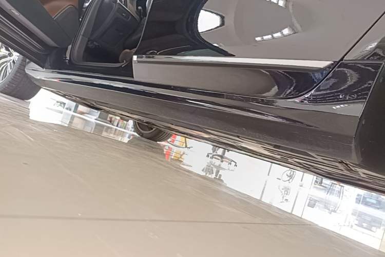 Used Volvo S90 2024 B5 Zhiyuan Luxury Edition Left Side Sill