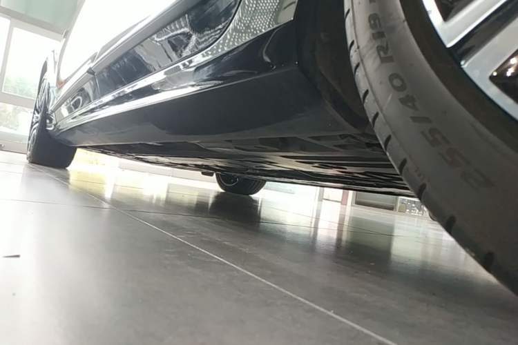Used Volvo S90 2024 B5 Zhiyuan Luxury Edition Left Side Sill