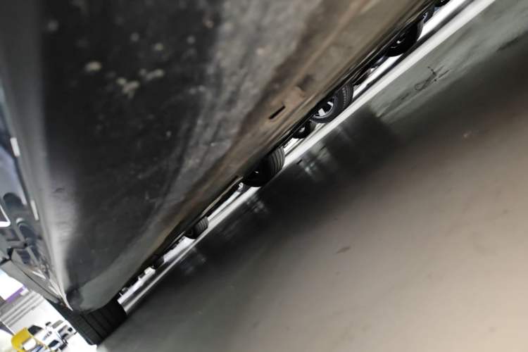Used Volvo S90 2024 B5 Zhiyi Luxury Edition Left Side Sill