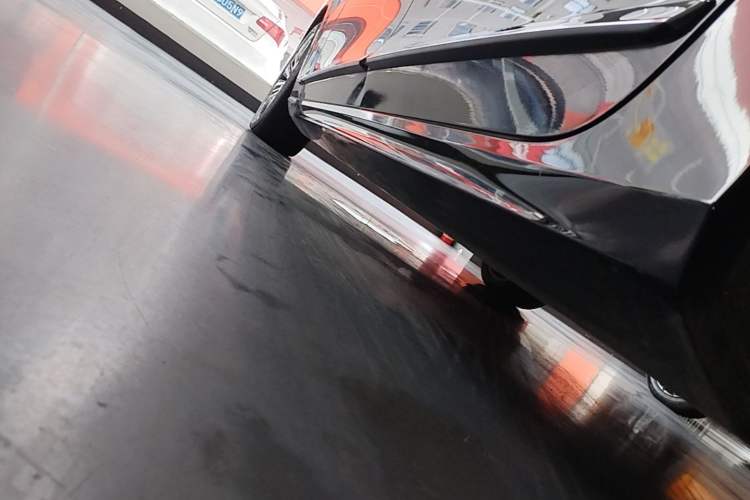 Used Volvo S90 2024 B5 Zhiyi Luxury Edition Left Side Sill