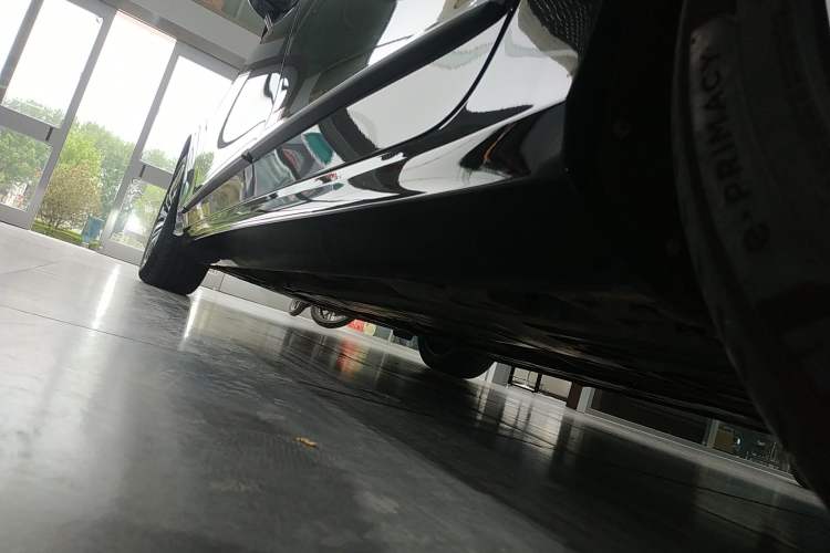 Used Volvo S90 2024 B5 Zhiyi Luxury Edition Left Side Sill