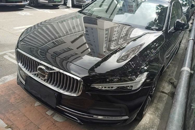 Used Volvo S90 2024 B5 Zhiyi Luxury Edition Guazi used car, China used car export, Used car for sale, Used cars, Cheapest cars for sale
