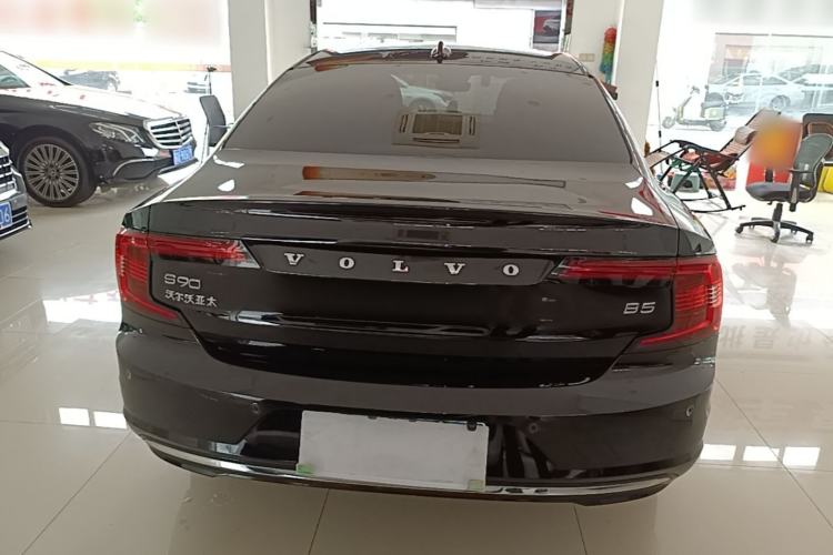 Used Volvo S90 2024 B5 Zhiyuan Luxury Edition Rear