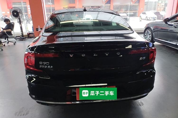 Used Volvo S90 2024 B5 Zhiyi Luxury Edition Rear