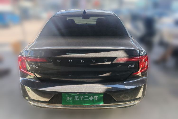 Used Volvo S90 2024 B5 Zhiyuan Luxury Edition Rear