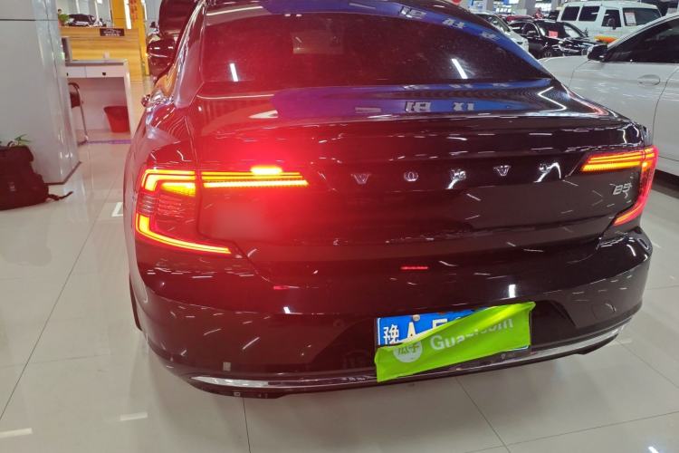 Used Volvo S90 2024 B5 Zhiyuan Luxury Edition Rear