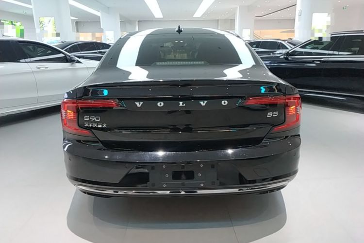 Used Volvo S90 2024 B5 Zhiyi Luxury Edition Rear