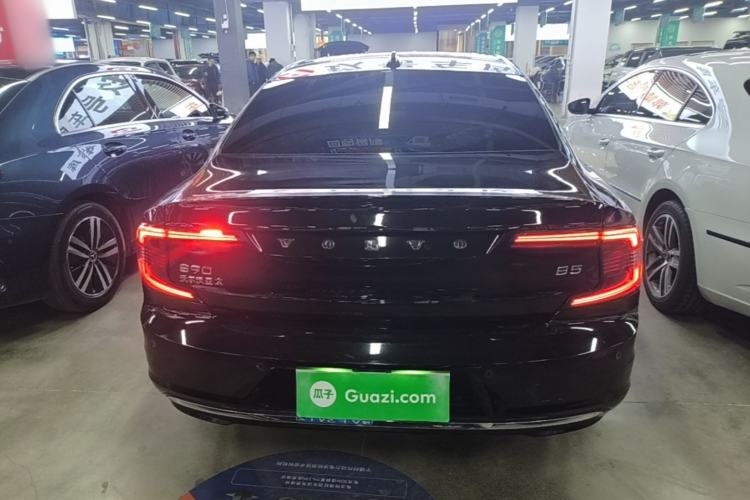 Used Volvo S90 2024 B5 Zhiyuan Luxury Edition Rear