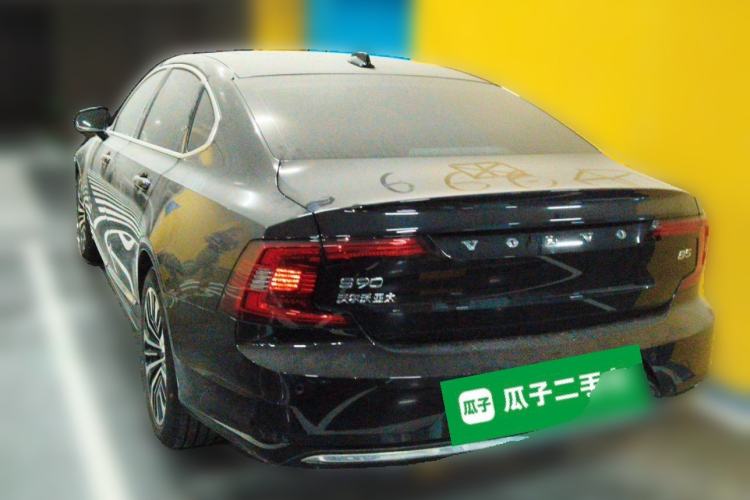 Used Volvo S90 2024 B5 Zhiyi Luxury Edition Rear Left 45 Deg