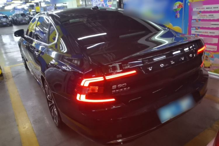 Used Volvo S90 2024 B5 Zhiyi Luxury Edition Rear Left 45 Deg